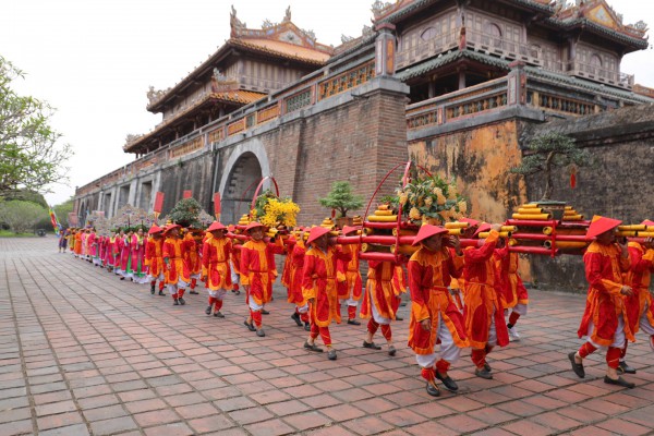 Đại nội Huế mở cửa miễn phí về đêm phục vụ du khách Đại nội Huế mở cửa miễn phí về đêm phục vụ du khách