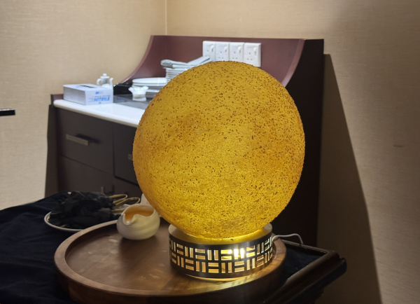 Đầu bếp Hồng Kông học chiên bánh cam đến… phồng tay để đãi khách Việt Đầu bếp Hồng Kông học chiên bánh cam đến… phồng tay để đãi khách Việt