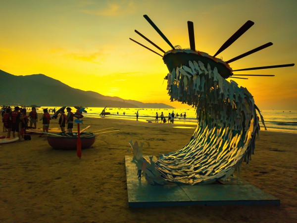 Đẹp ngỡ ngàng không gian nghệ thuật trên bãi biển Đà Nẵng