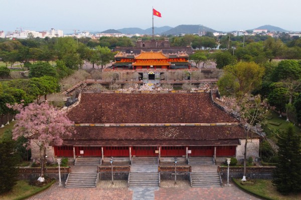 Điện Thái Hòa có gì mà du khách Thái Lan muốn ‘mục sở thị’?