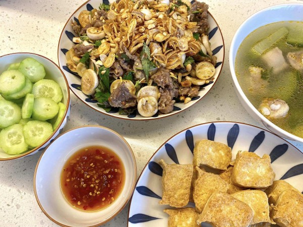 15 mâm cơm nhà ngon miệng, hấp dẫn của mẹ bỉm Kon Tum 15 mâm cơm nhà ngon miệng, hấp dẫn của mẹ bỉm Kon Tum