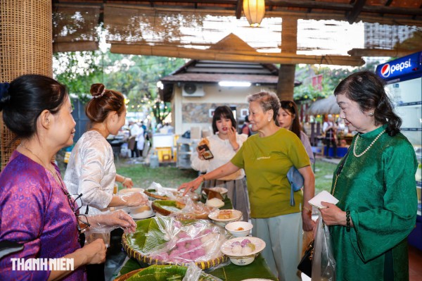 500 món ăn đặc sản 3 miền 'đổ bộ' lễ hội ẩm thực hoành tráng ở TP.HCM