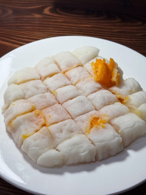 Bánh dẻo trứng muối gây 'sốt': Vì sao bị dán nhãn... 'bánh dẻo thị phi'?