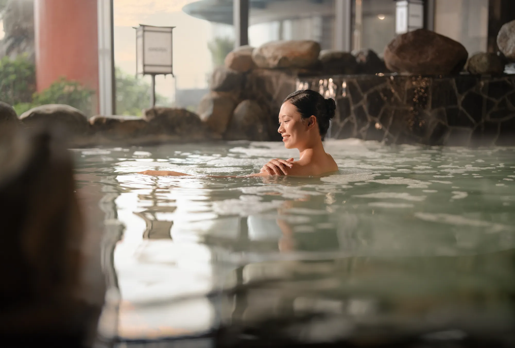 Bí quyết sống khỏe của người Nhật nhờ tắm khoáng nóng thường xuyên Bí quyết sống khỏe của người Nhật nhờ tắm khoáng nóng thường xuyên