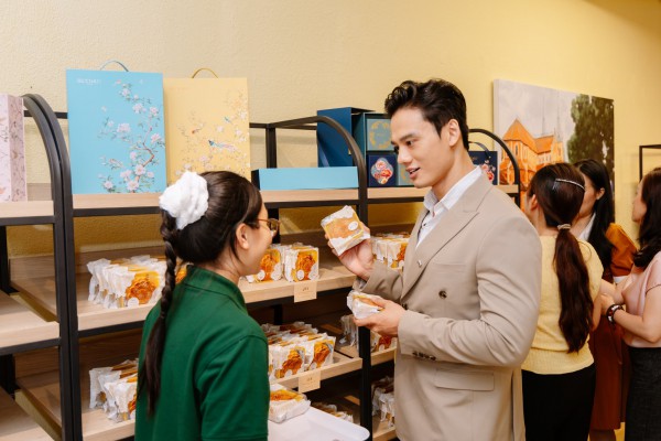 Brodard chính thức khai trương mùa bánh Trung thu 2025 Brodard chính thức khai trương mùa bánh Trung thu 2025