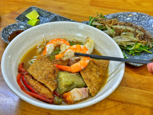 Bún mắm miền Tây ở TP.HCM gần 30 năm: Bà chủ mở 3 quán nhờ bí quyết gia truyền Bún mắm miền Tây ở TP.HCM gần 30 năm: Bà chủ mở 3 quán nhờ bí quyết gia truyền