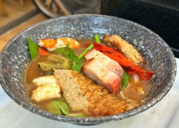 Bún mắm miền Tây ở TP.HCM gần 30 năm: Bà chủ mở 3 quán nhờ bí quyết gia truyền Bún mắm miền Tây ở TP.HCM gần 30 năm: Bà chủ mở 3 quán nhờ bí quyết gia truyền