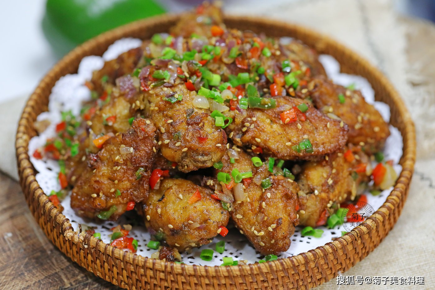 Cánh gà làm theo cách này vừa dọn lên mâm là hết sạch Cánh gà làm theo cách này vừa dọn lên mâm là hết sạch