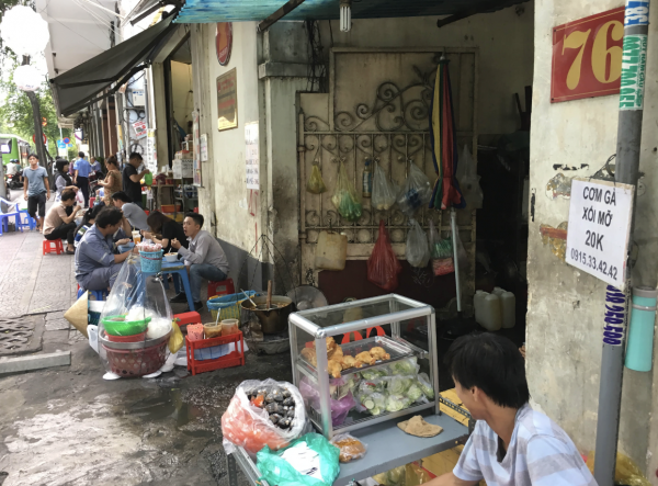Hẻm ăn vặt 76 Hai Bà Trưng ở trung tâm TP.HCM đóng cửa: Tiếc nuối kỷ niệm xưa Hẻm ăn vặt 76 Hai Bà Trưng ở trung tâm TP.HCM đóng cửa: Tiếc nuối kỷ niệm xưa