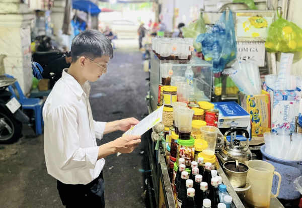 Hẻm ăn vặt 76 Hai Bà Trưng ở trung tâm TP.HCM đóng cửa: Tiếc nuối kỷ niệm xưa Hẻm ăn vặt 76 Hai Bà Trưng ở trung tâm TP.HCM đóng cửa: Tiếc nuối kỷ niệm xưa