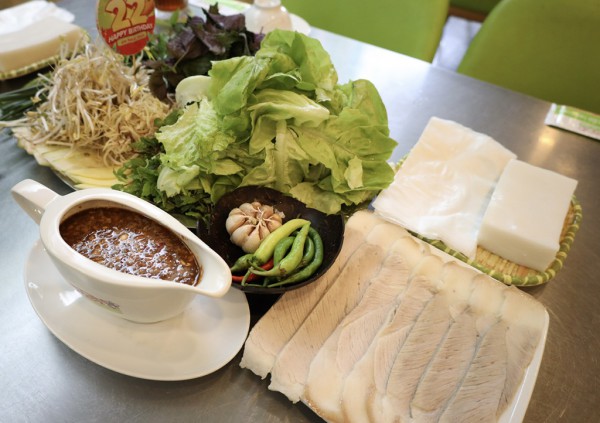 Hương vị quê hương: Thịt hai đầu da - món ăn đậm đà hơi thở Đà Nẵng Hương vị quê hương: Thịt hai đầu da - món ăn đậm đà hơi thở Đà Nẵng