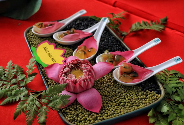 Kỷ lục Việt Nam: 200 món chay từ sen tại lễ hội ẩm thực chay ở TP.HCM Kỷ lục Việt Nam: 200 món chay từ sen tại lễ hội ẩm thực chay ở TP.HCM