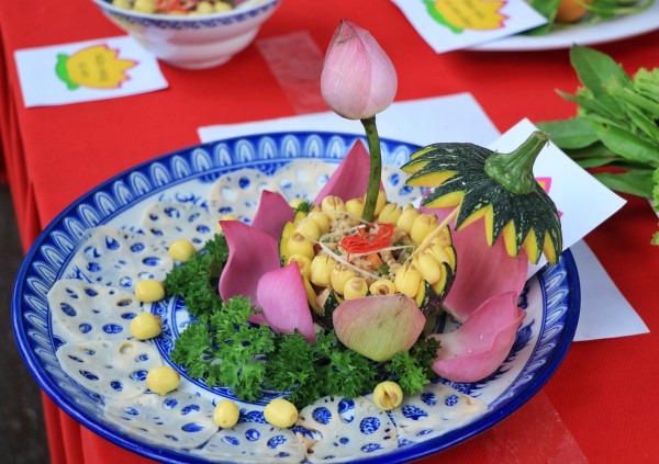 Kỷ lục Việt Nam: 200 món chay từ sen tại lễ hội ẩm thực chay ở TP.HCM Kỷ lục Việt Nam: 200 món chay từ sen tại lễ hội ẩm thực chay ở TP.HCM