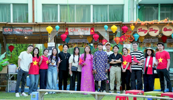 Lễ hội ẩm thực Việt Nam: Người Việt nấu phở đãi người Nhật tại Osaka