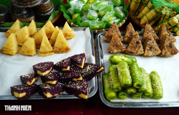Lễ hội ẩm thực ở ngôi chợ trăm tuổi tại TP.HCM: Hàng trăm loại bánh miền Tây bắt mắt Lễ hội ẩm thực ở ngôi chợ trăm tuổi tại TP.HCM: Hàng trăm loại bánh miền Tây bắt mắt