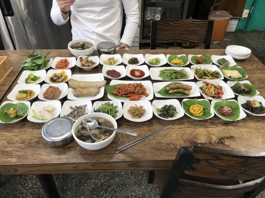 Mâm cơm truyền thống Hàn Quốc khiến người lười rửa bát “chạy mất dép” Mâm cơm truyền thống Hàn Quốc khiến người lười rửa bát “chạy mất dép”