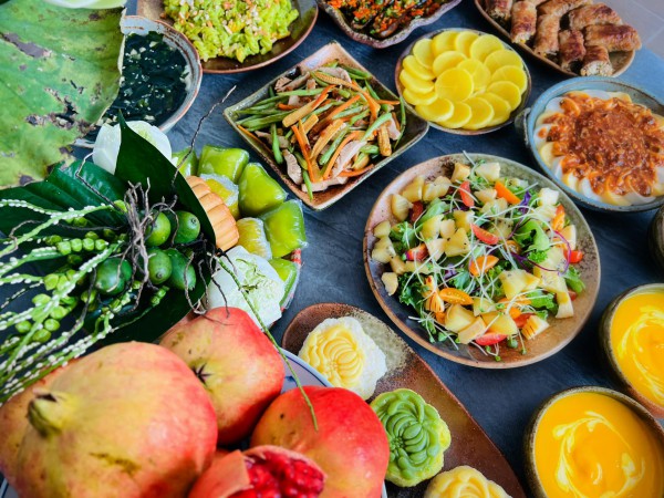 Mâm cúng Vu lan rằm tháng 7 âm lịch đẹp mắt: Chay thanh tịnh, mặn đủ đầy