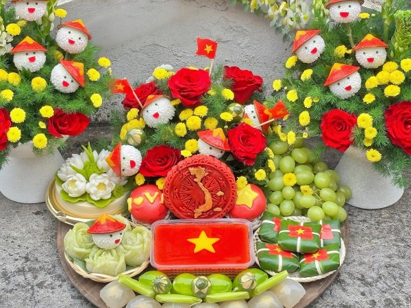 Mạng xã hội ngập tràn món ăn có hình cờ đỏ sao vàng: Hòa chung niềm vui từ gian bếp Mạng xã hội ngập tràn món ăn có hình cờ đỏ sao vàng: Hòa chung niềm vui từ gian bếp