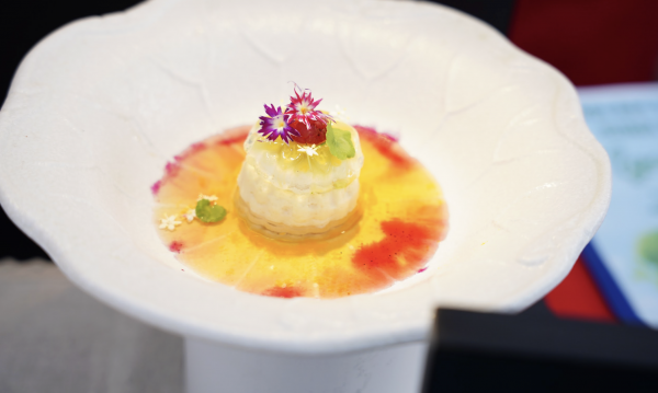 Ngày đầu lễ hội ẩm thực chay ở TP.HCM: Hấp dẫn hàng trăm món 'đẹp như tranh' Ngày đầu lễ hội ẩm thực chay ở TP.HCM: Hấp dẫn hàng trăm món 'đẹp như tranh'