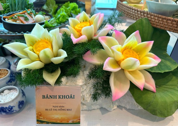 Nghệ nhân ẩm thực U.100 xúc động khi được phong tặng danh hiệu đặc biệt tại TP.HCM