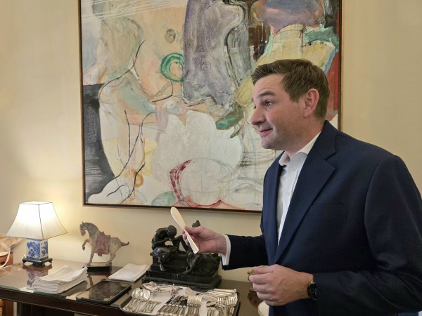 Nghệ thuật bài trí bàn ăn kiểu Pháp: Vì sao từng chi tiết đều có quy tắc?