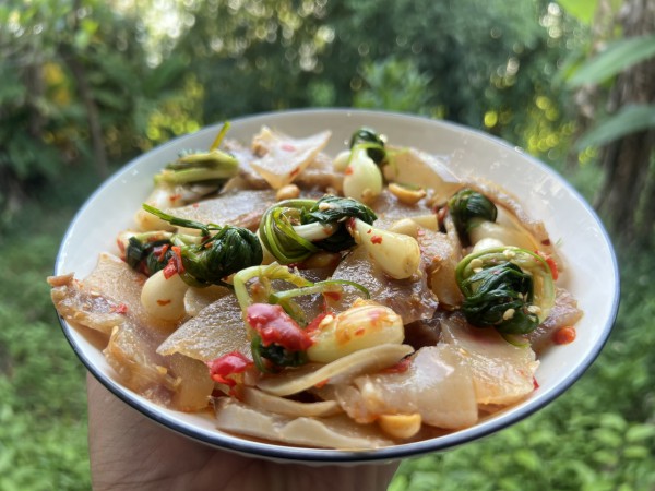 Ngoài bún bò, người từng sống ở Huế còn nhớ da diết món gân kiệu Ngoài bún bò, người từng sống ở Huế còn nhớ da diết món gân kiệu
