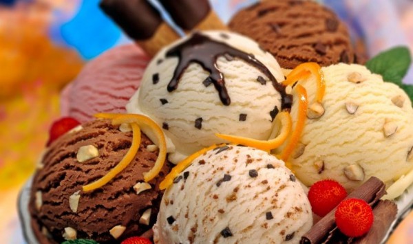Những lưu ý khi ăn kem ngày hè
