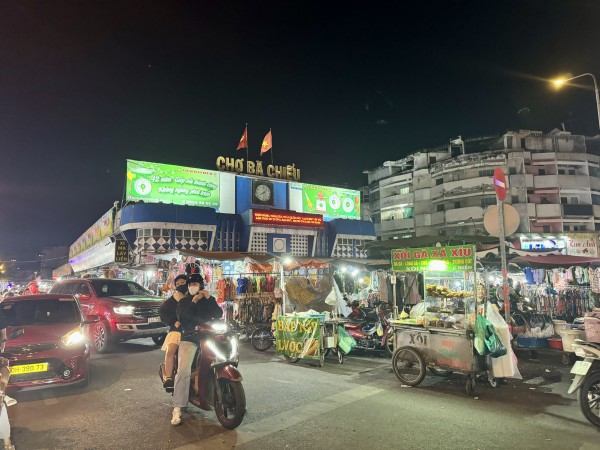 Phường Gia Định có đường ẩm thực Vạn Kiếp, chợ Bà Chiểu cũng là điểm đến không thể bỏ qua Phường Gia Định có đường ẩm thực Vạn Kiếp, chợ Bà Chiểu cũng là điểm đến không thể bỏ qua