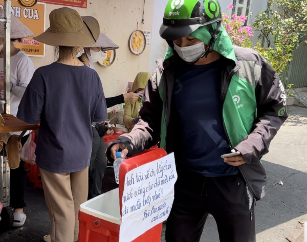 Quán bánh canh cua duy nhất ở TP.HCM được Michelin vinh danh: Hóa ra là quán quen!