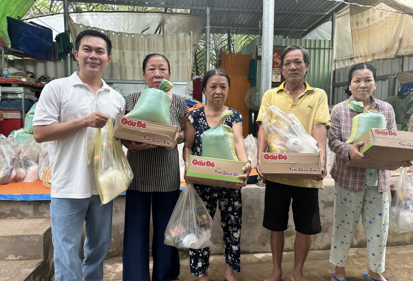 Quán bánh canh cua duy nhất ở TP.HCM được Michelin vinh danh: Hóa ra là quán quen!