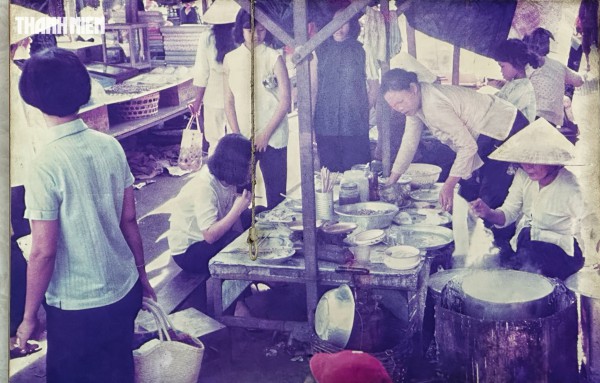 Quán bánh cuốn Michelin ở trung tâm TP.HCM: Thâm niên 65 năm, bà chủ có thói quen đặc biệt Quán bánh cuốn Michelin ở trung tâm TP.HCM: Thâm niên 65 năm, bà chủ có thói quen đặc biệt