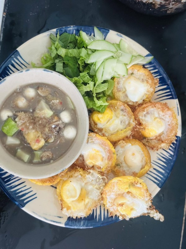 Quán bún cua thối Gia Lai hiếm có ở TP.HCM: 'Thum thủm mà… lỡ ghiền!' Quán bún cua thối Gia Lai hiếm có ở TP.HCM: 'Thum thủm mà… lỡ ghiền!'