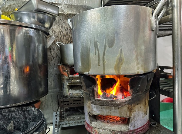 Quán chay gần chùa Vĩnh Nghiêm tồn tại gần nửa thế kỷ: Ông chủ... lạ đời Quán chay gần chùa Vĩnh Nghiêm tồn tại gần nửa thế kỷ: Ông chủ... lạ đời