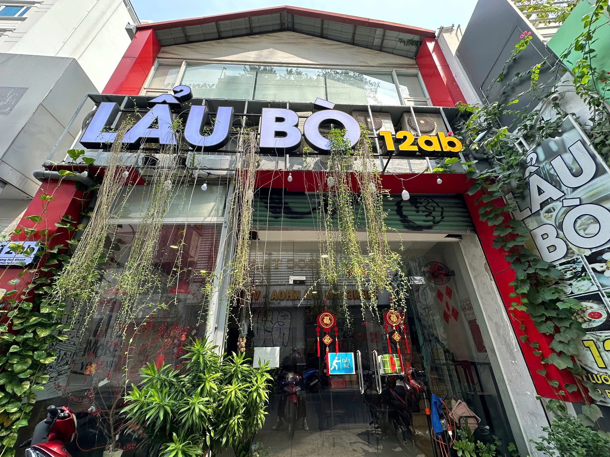 Quán nào ở TP.HCM bán xuyên Tết Ất Tỵ 2025, 'không phụ thu đồng nào'? Quán nào ở TP.HCM bán xuyên Tết Ất Tỵ 2025, 'không phụ thu đồng nào'?