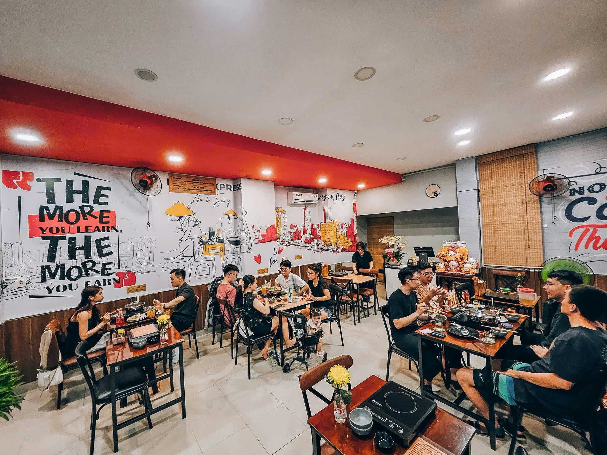 Quán nào ở TP.HCM bán xuyên Tết Ất Tỵ 2025, 'không phụ thu đồng nào'? Quán nào ở TP.HCM bán xuyên Tết Ất Tỵ 2025, 'không phụ thu đồng nào'?