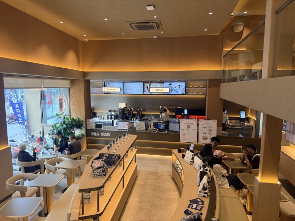 Quán trà sữa ở trung tâm TP.HCM nơi khách gọi món bằng cách... viết