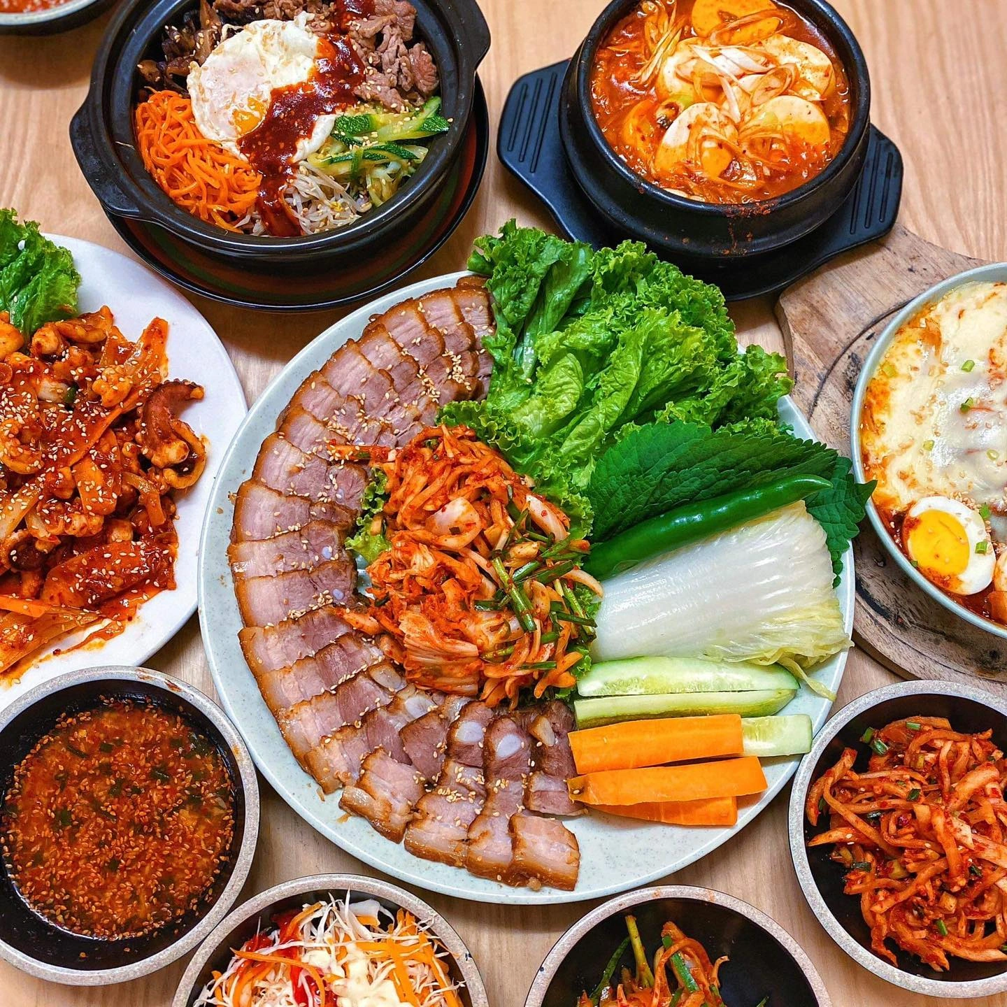 Shipper nhận đơn ở quán bán xuyên tết tại TP.HCM gặp điều bất ngờ Shipper nhận đơn ở quán bán xuyên tết tại TP.HCM gặp điều bất ngờ