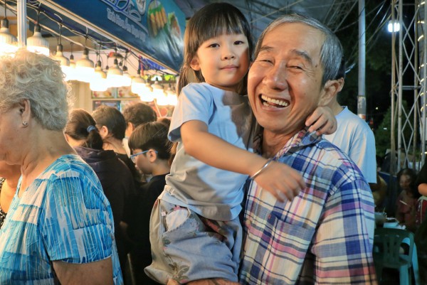 TP.HCM tối nay: 'Biển người' đổ về lễ hội ẩm thực ở ngôi chợ trăm tuổi TP.HCM tối nay: 'Biển người' đổ về lễ hội ẩm thực ở ngôi chợ trăm tuổi