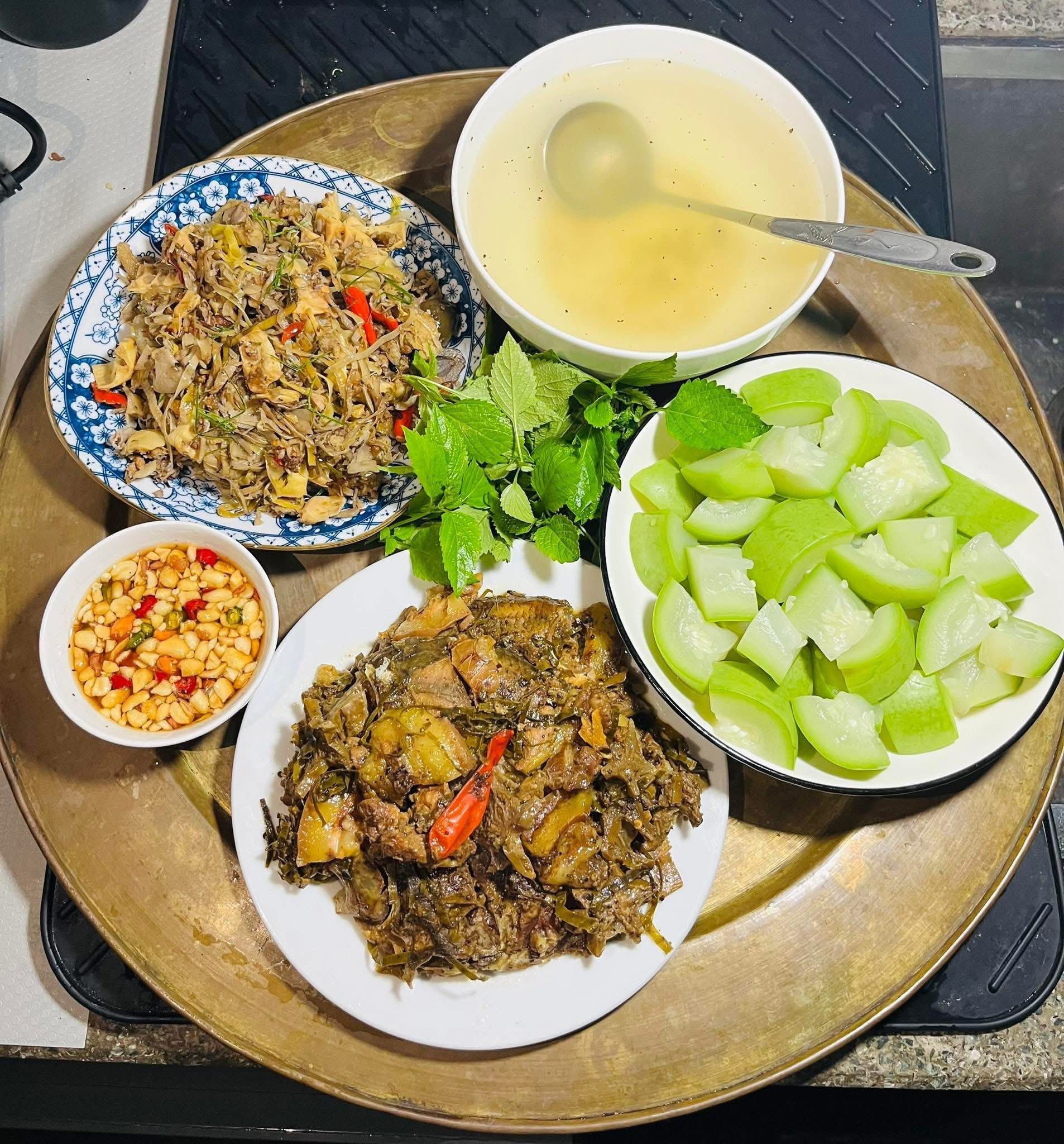 Thực đơn ngày mưa giản dị mà ấm cúng, ai thấy cũng muốn về nhà ăn cơm Thực đơn ngày mưa giản dị mà ấm cúng, ai thấy cũng muốn về nhà ăn cơm