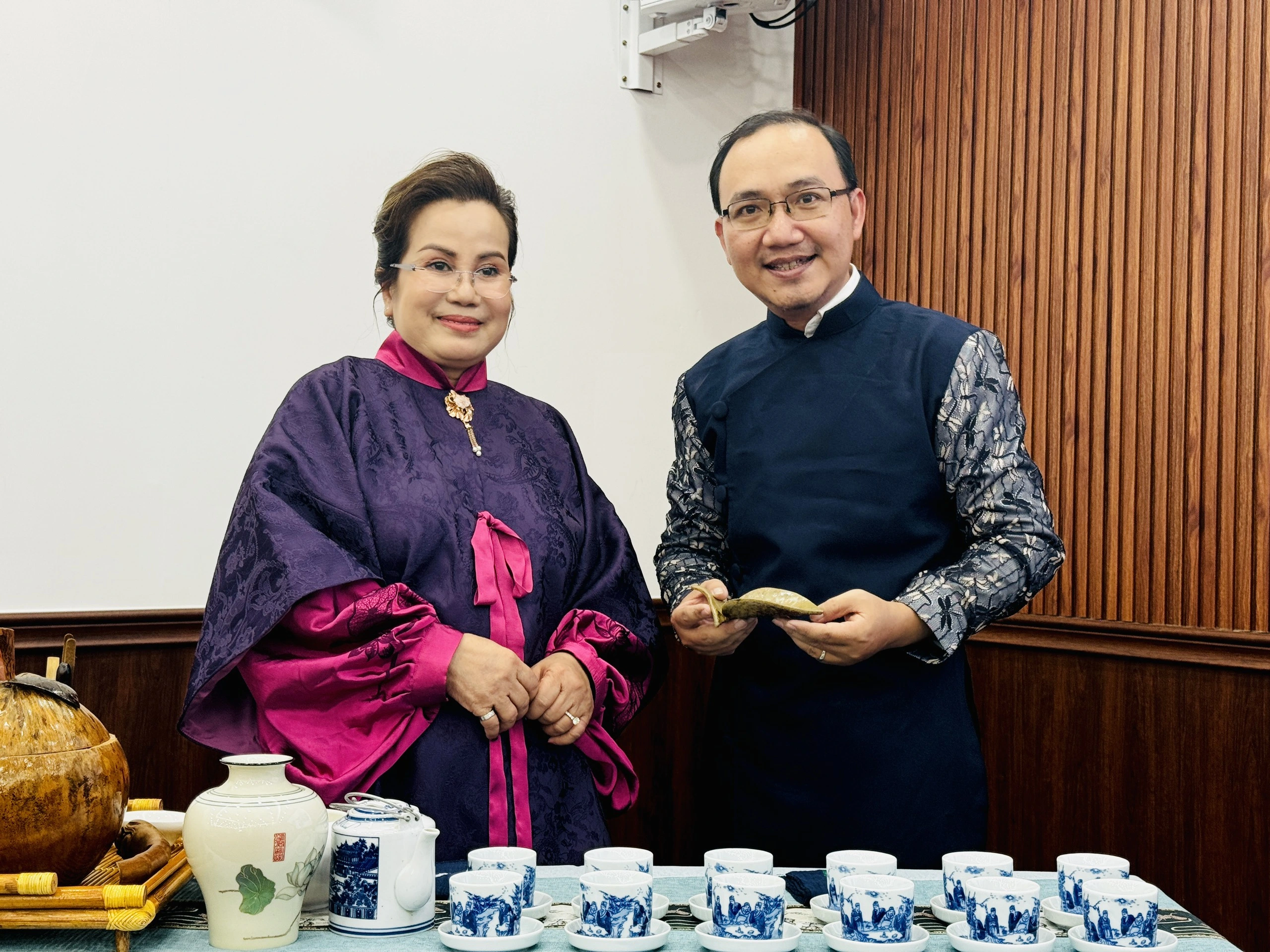 Trà Việt có từ bao giờ, làm sao lưu giữ di sản ngàn năm mà cha ông để lại? Trà Việt có từ bao giờ, làm sao lưu giữ di sản ngàn năm mà cha ông để lại?