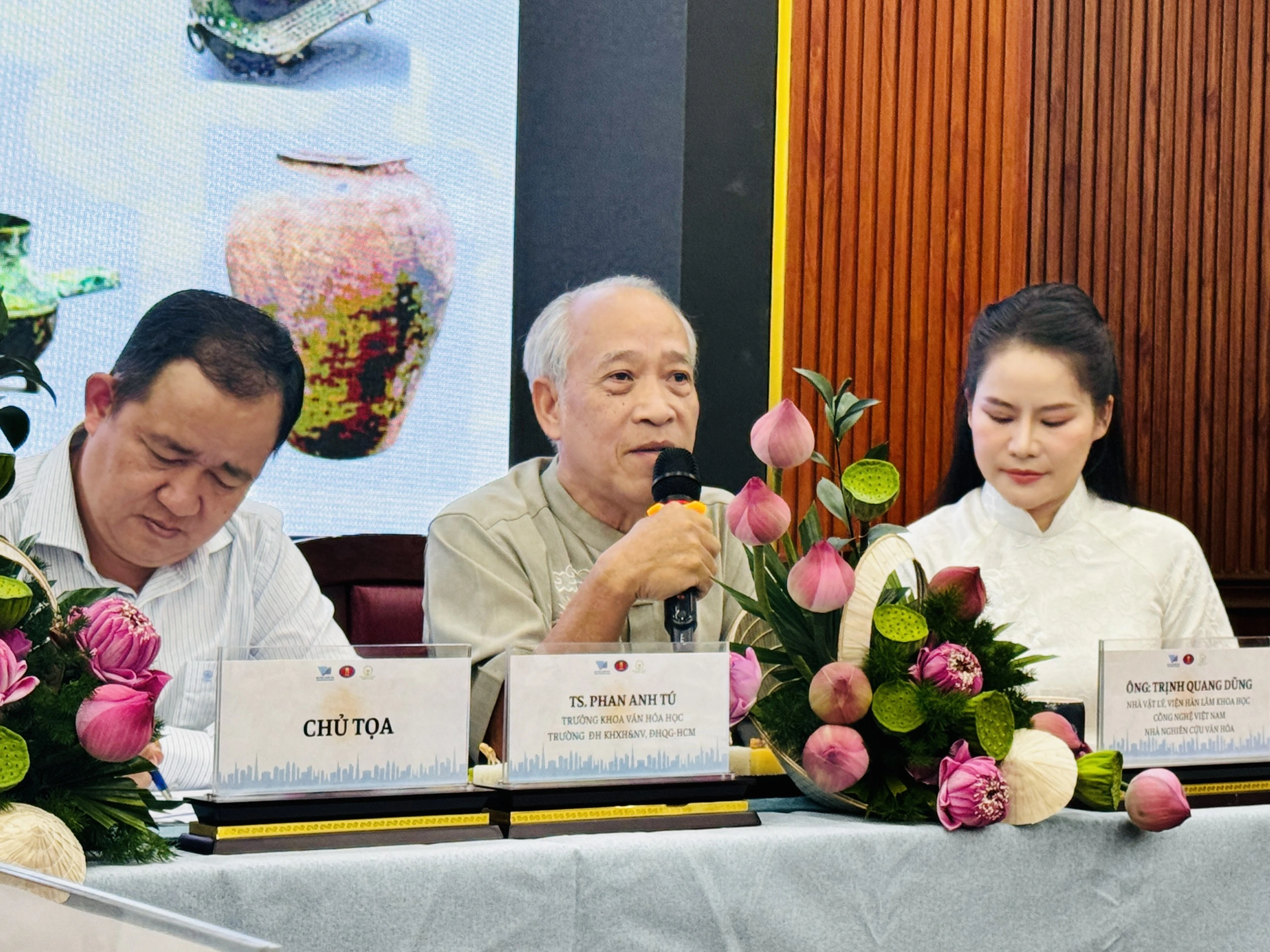 Trà Việt có từ bao giờ, làm sao lưu giữ di sản ngàn năm mà cha ông để lại? Trà Việt có từ bao giờ, làm sao lưu giữ di sản ngàn năm mà cha ông để lại?