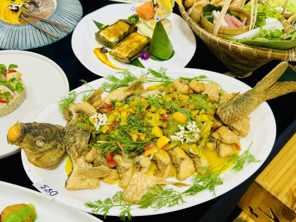 Ẩm thực Việt và màn công diễn đẹp mắt tại TP.HCM: Món ngon từ 100 loại cá Ẩm thực Việt và màn công diễn đẹp mắt tại TP.HCM: Món ngon từ 100 loại cá