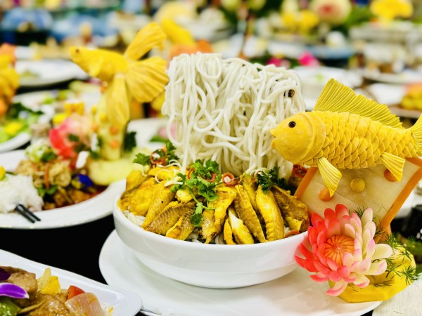 Ẩm thực Việt và màn công diễn đẹp mắt tại TP.HCM: Món ngon từ 100 loại cá Ẩm thực Việt và màn công diễn đẹp mắt tại TP.HCM: Món ngon từ 100 loại cá