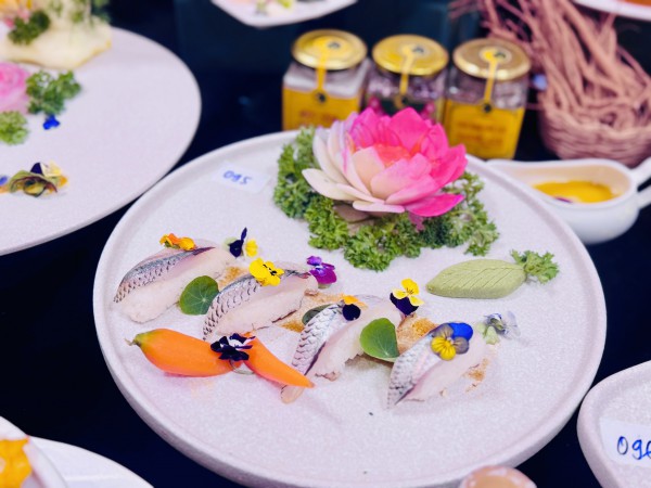 Ẩm thực Việt và màn công diễn đẹp mắt tại TP.HCM: Món ngon từ 100 loại cá Ẩm thực Việt và màn công diễn đẹp mắt tại TP.HCM: Món ngon từ 100 loại cá