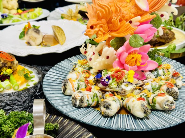 Ẩm thực Việt và màn công diễn đẹp mắt tại TP.HCM: Món ngon từ 100 loại cá Ẩm thực Việt và màn công diễn đẹp mắt tại TP.HCM: Món ngon từ 100 loại cá