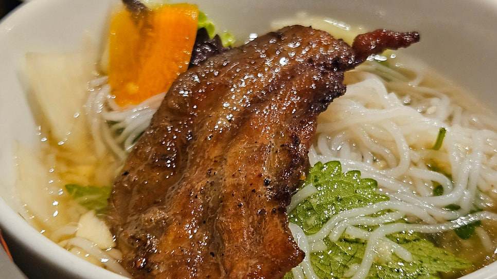 Đặc sản Hà Nội khiến du khách người Hàn về nước vẫn thấy thèm Đặc sản Hà Nội khiến du khách người Hàn về nước vẫn thấy thèm