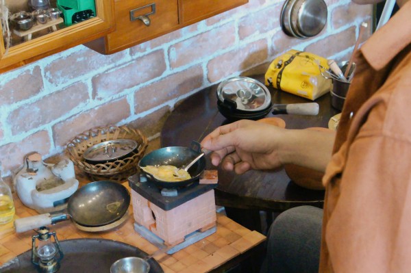 Đi cà phê, nấu bữa ăn tí hon như... chơi đồ hàng: Trải nghiệm thú vị ở TP.HCM Đi cà phê, nấu bữa ăn tí hon như... chơi đồ hàng: Trải nghiệm thú vị ở TP.HCM