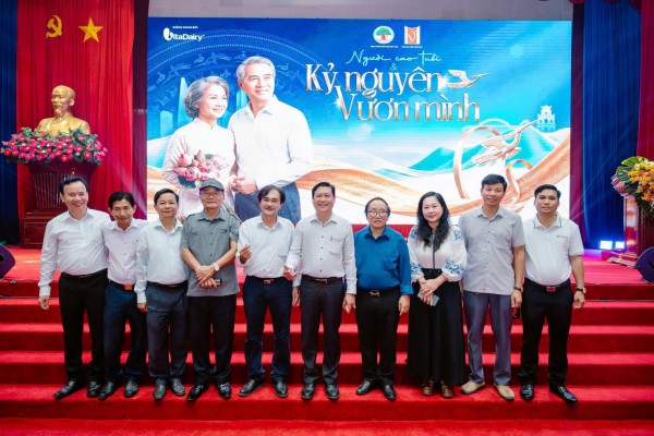 Sự kiện 'Người cao tuổi & Kỷ nguyên vươn mình' thu hút gần 1.400 đại biểu tại Đồng Tháp