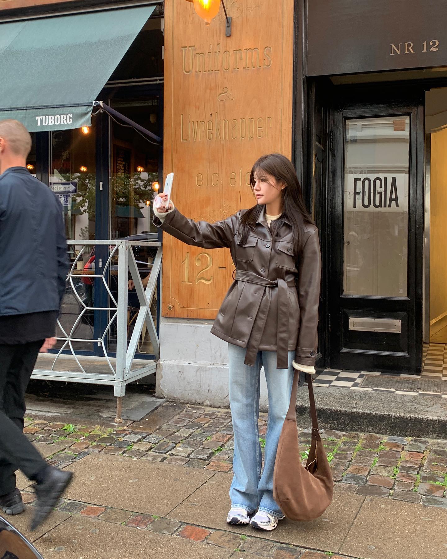 10 kiểu phối quần jeans trẻ trung chuẩn phong cách mùa xuân 10 kiểu phối quần jeans trẻ trung chuẩn phong cách mùa xuân