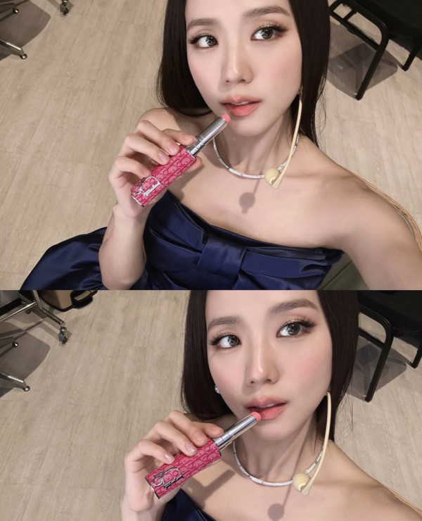 5 bước trang điểm ổi hồng ngọt ngào như Jisoo (Blackpink)